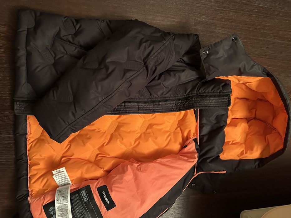 Курточка Diesel , оригінал у гарному стані !!!