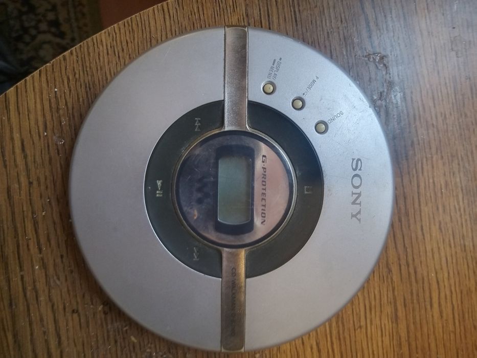 CD Плеер. Рабочий