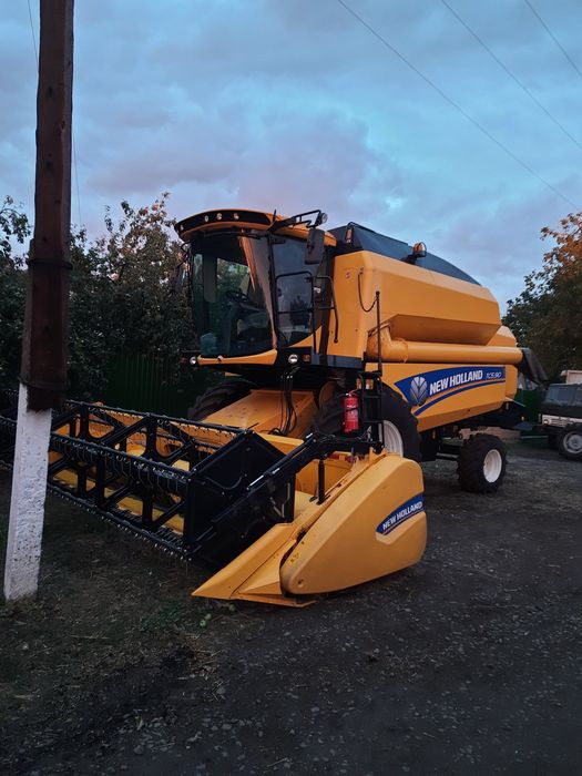 Комбаин NEW HOLLAND TC5.90