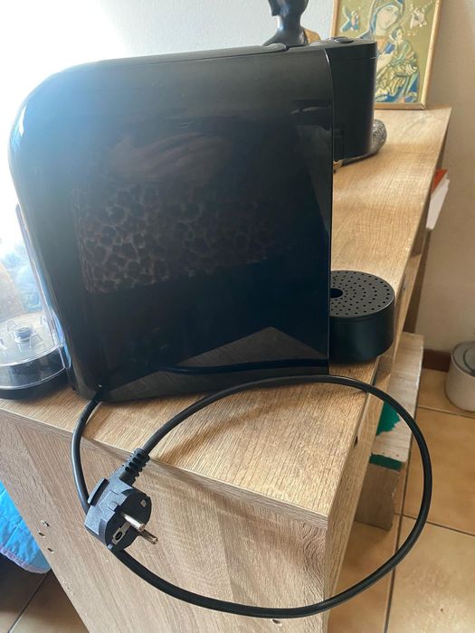 Vendo maquina de cafe expresso a cápsula marca Pingo doce