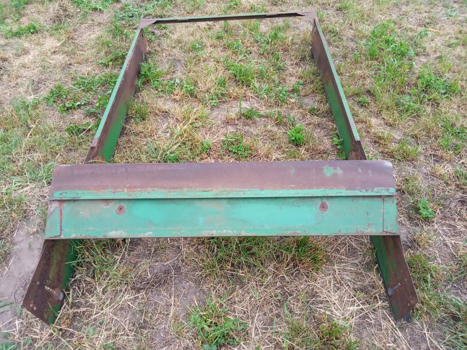 Kosz sitowy górny John Deere 975,1072,1075,1175
