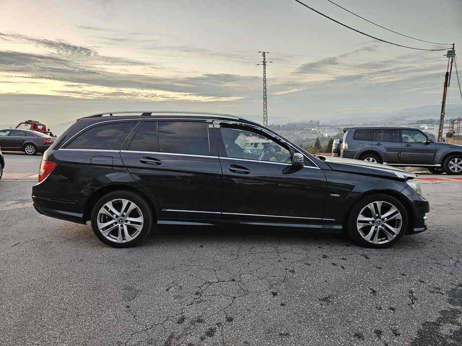 Mercedes-Benz W204 Estate C220 CDi AMG de 2011 para peça