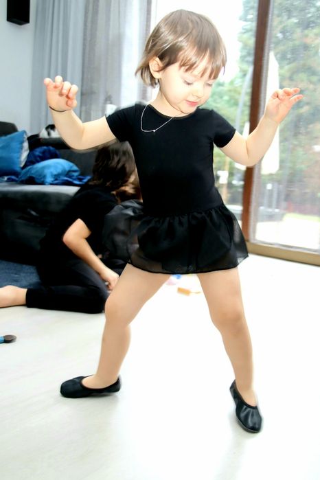 Body czarne na balet tańce akrobatyka Cool Club r. 116