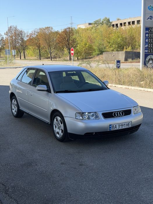 Audi A3 2001г 1.6 Мкпп в хорошем состоянии.