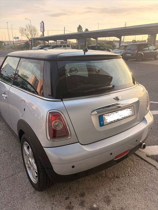 MINI Coupé438924236995307522