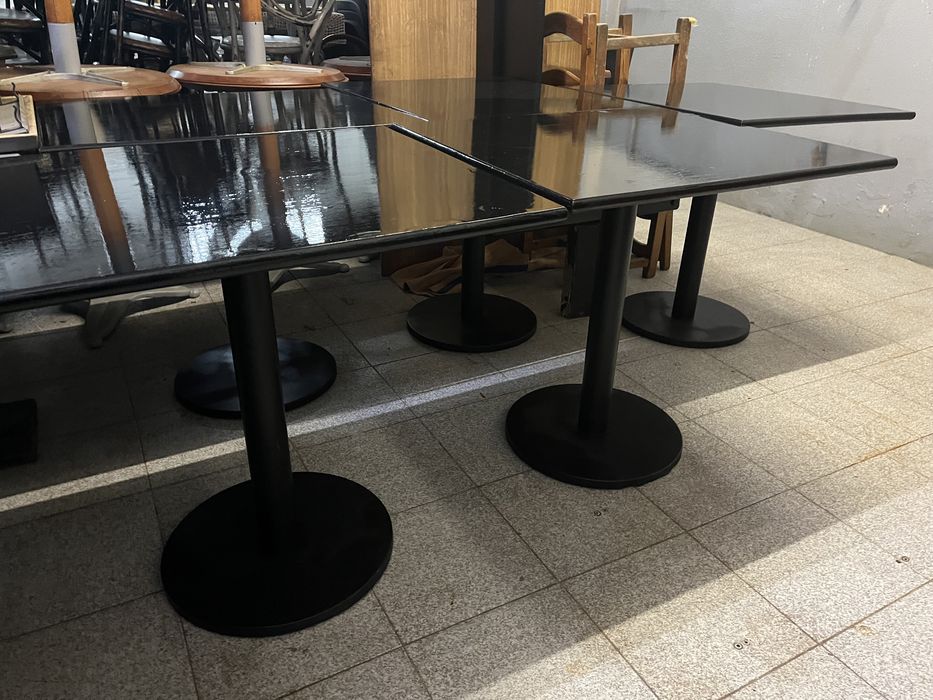 Mesas 6 e cadeiras 19 vendo conjunto