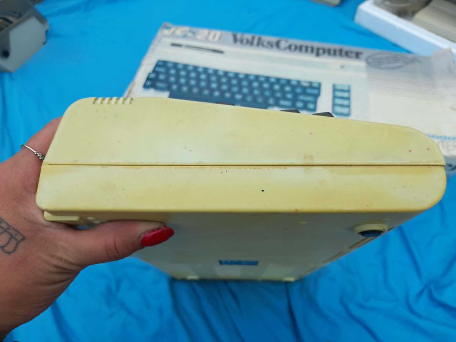 VC Commodore 20 w pudełku