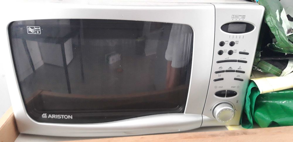 Microondas de embutir