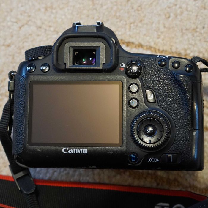 Повнокадровий цифровий дзеркальний фотоапарат Canon EOS 6d WiFi mark