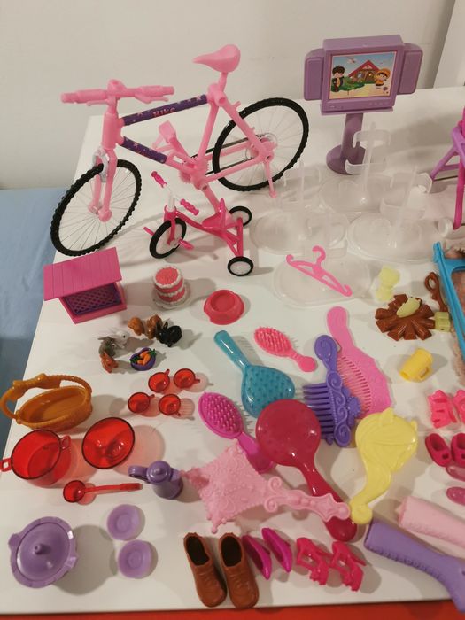 Barbie + dzieci + akcesoria