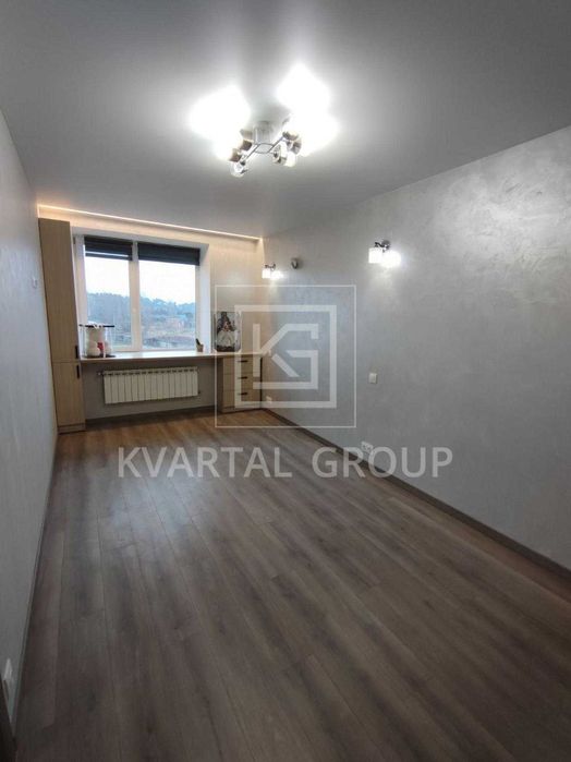 Продаж однокімнатної квартири з новим якісним ремонтом. Без комісії.