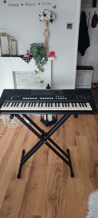 Keyboard Yamaha PSR -E 433