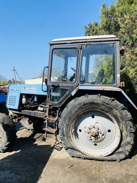 Продам два трактора мтз 892 2008 2011