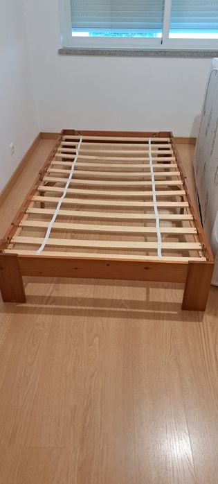 Sofá + cama + colchão