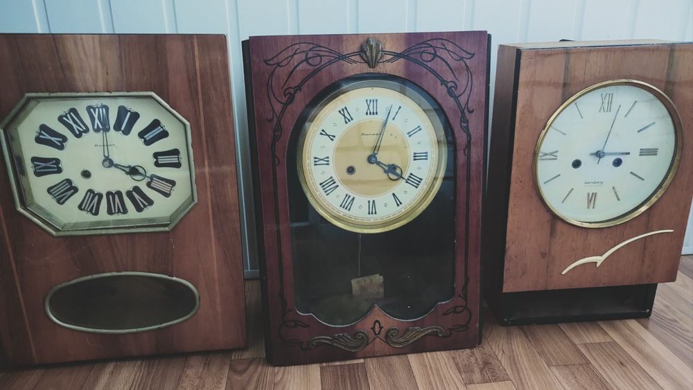 Часи настенние с боем Янтарь