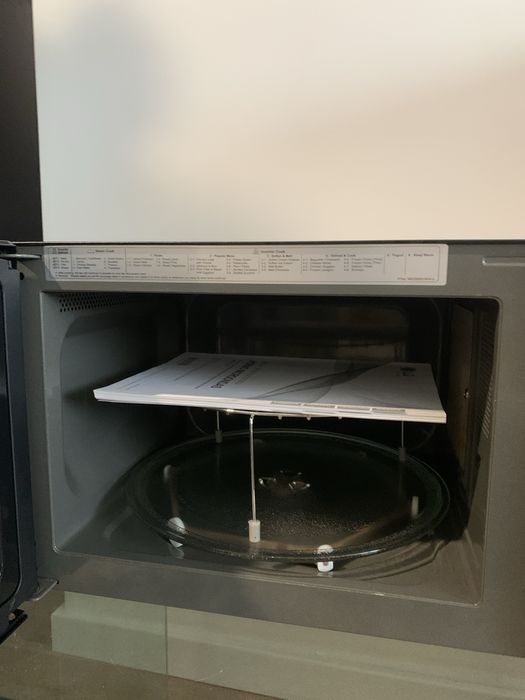 Micro-ondas LG NeoChef MH6535GDS (25 L - Com Grill - Preto)