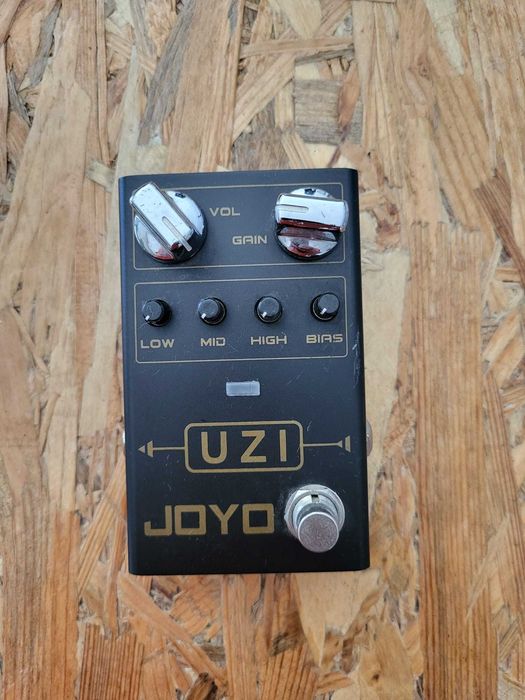 Pedais de Guitarra e PowerSupply