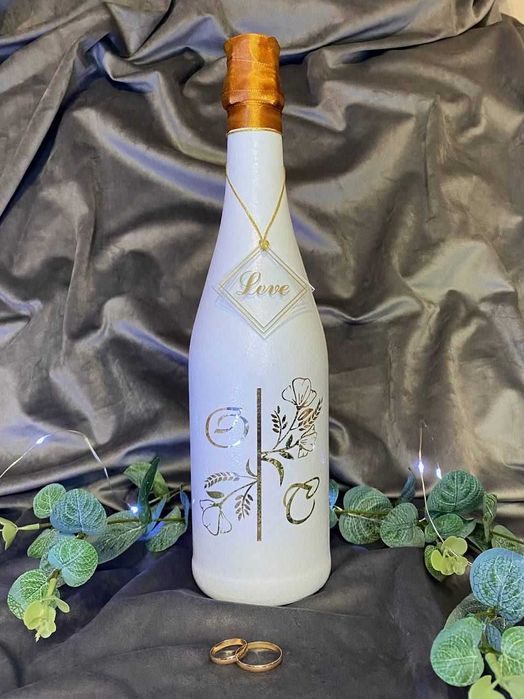 Оформлення весільних пляшок