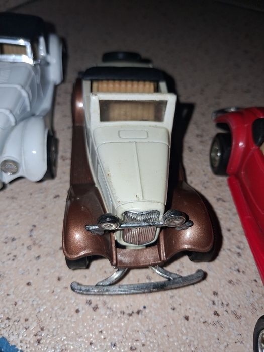 4 miniaturas  clássicos