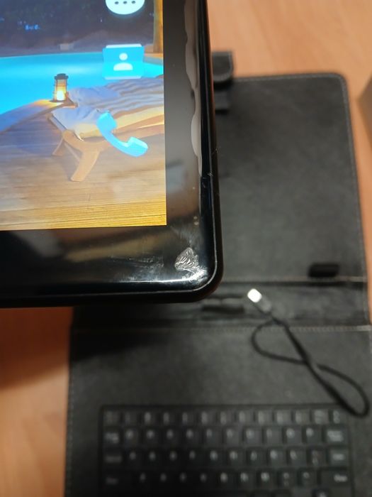 Tablet z klawiaturą zestaw