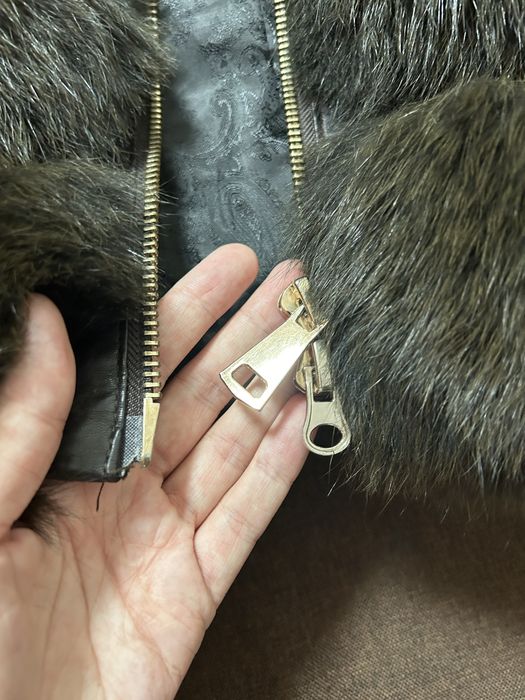 Натуральна хутряна жилетка 46р