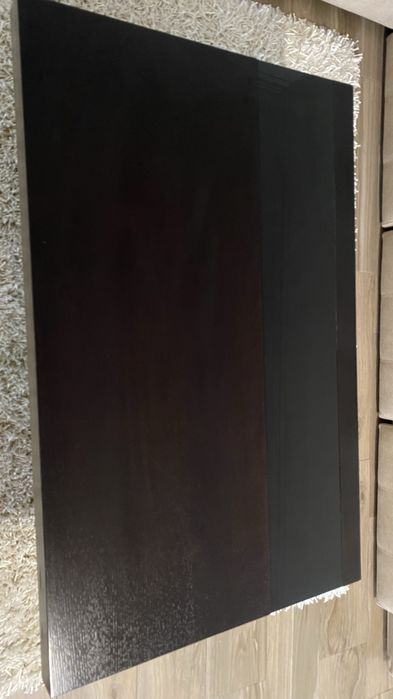 Mesa de centro preta Antarte