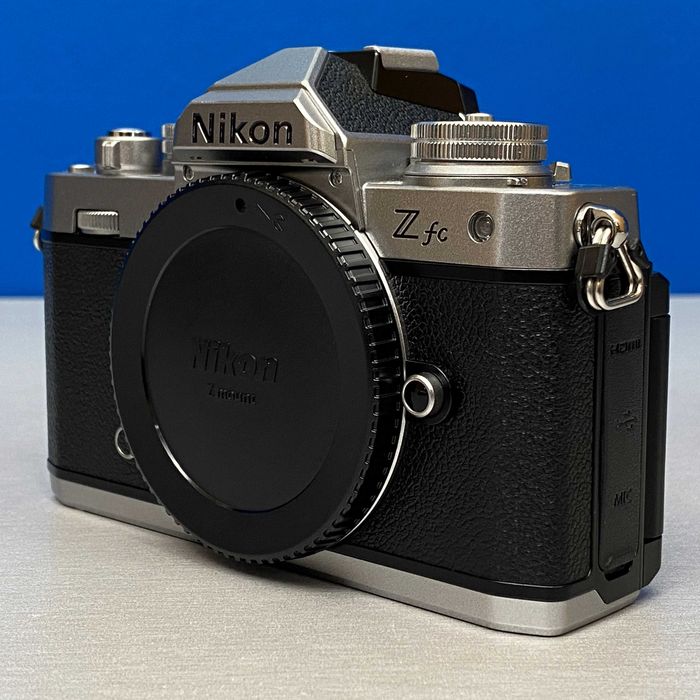 Nikon Z fc (Corpo) - 20.9MP