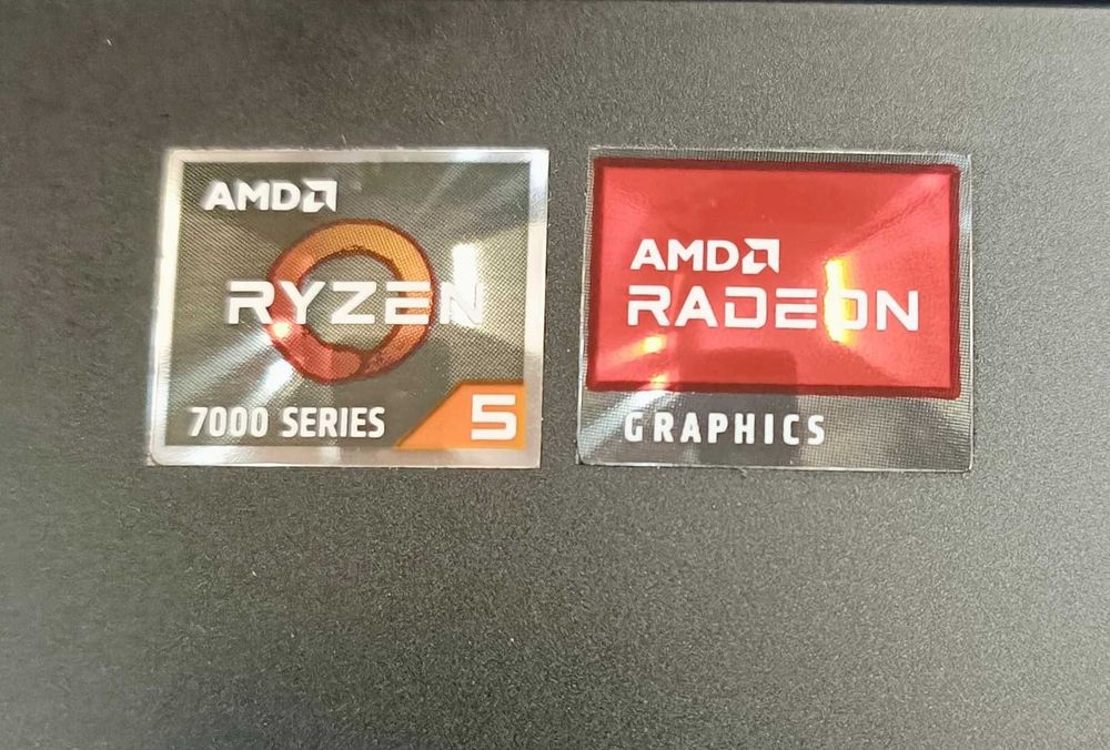 PC Portátil ASUS Vivobook Go 14/15