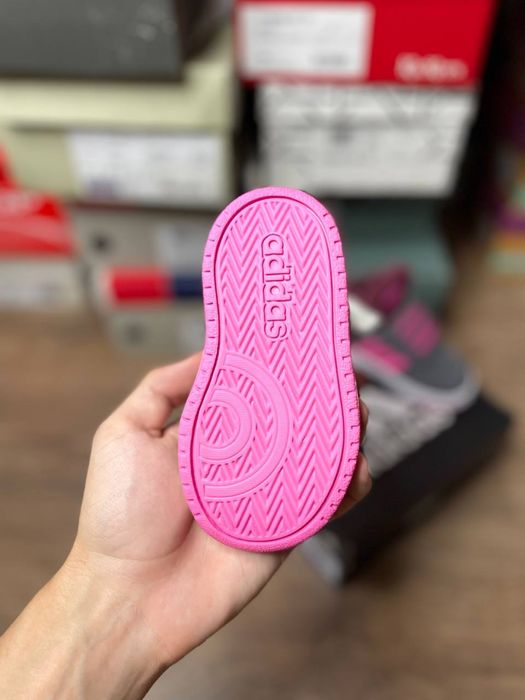 Кросівки Adidas Hoops mid 2.0 I. Розмір 21.