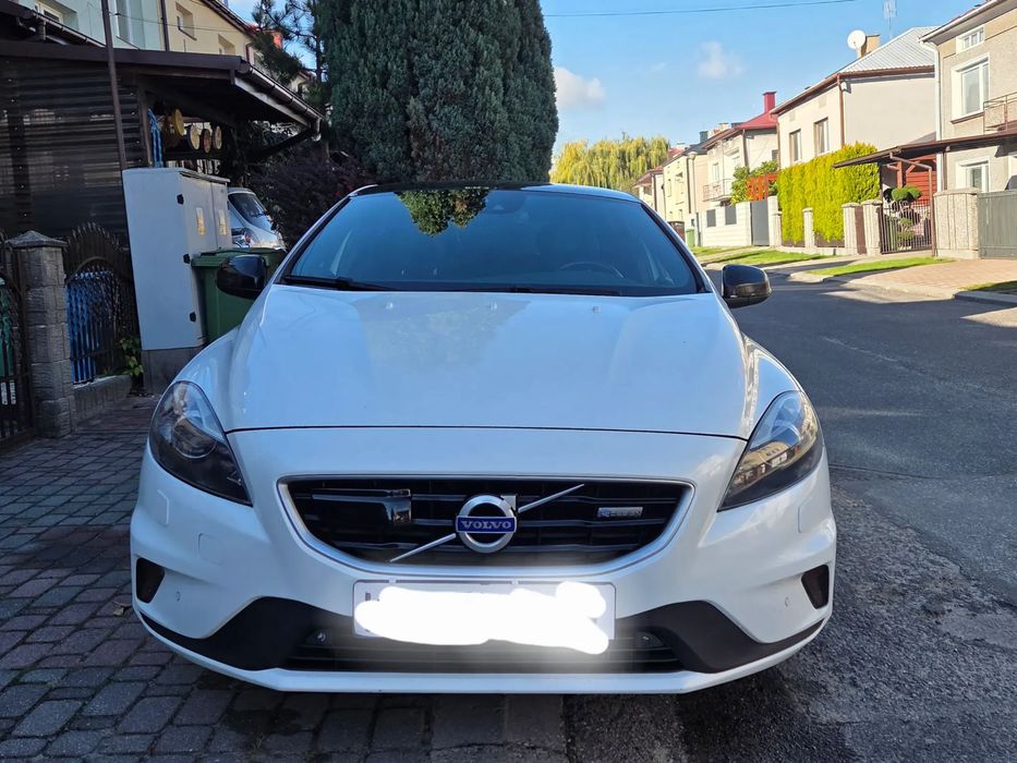 Volvo V40