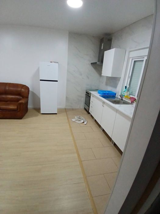 Aluga-se apartamento t2 Quinta da Sardinha
