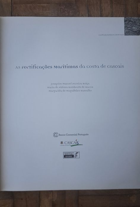 Livro sobre as fortificações marítimas de Cascais
