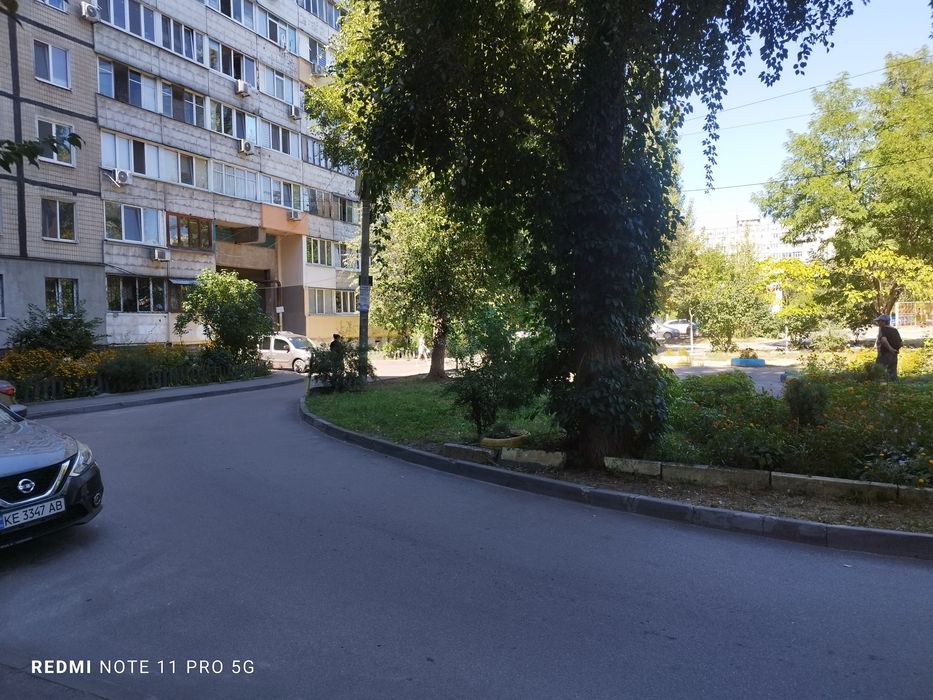 Продам двухкомнатную квартиру на Коммунаре под ремонт