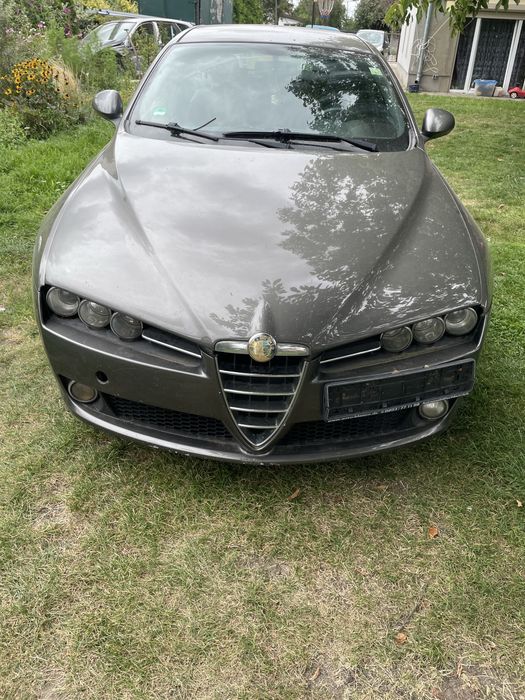 Alfa 159 2,4 lift  i 2,0 cala na czesci !!