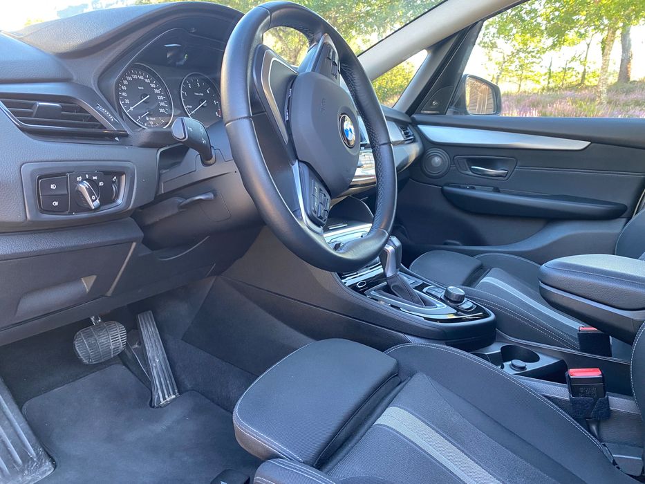 BMW 218d Active Tourer 2.0 Diesel Automático – 2014 – 1 Proprietário — photo 5
