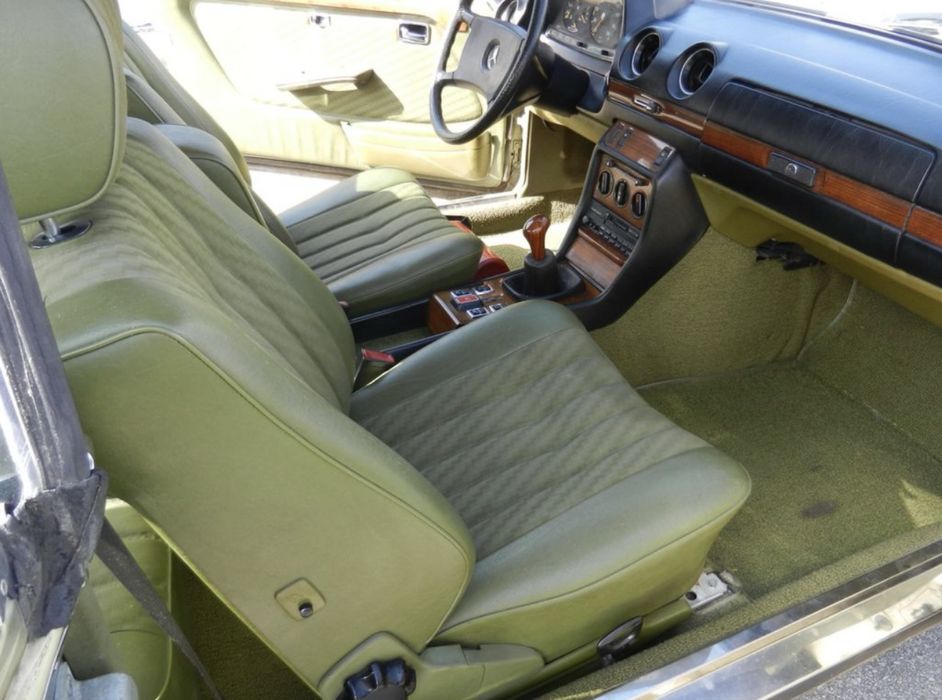 Mercedes W123 Coupe 230