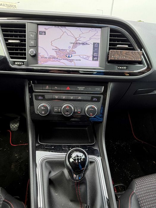 SEAT Leon 1.6 TDI FR