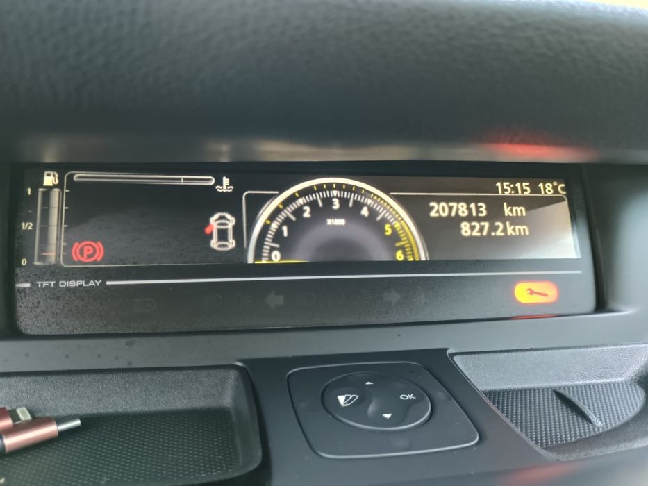Renault Grand Scenic III 1.6 dCi 130 KM | 2 komplety kół | Hak | Uszkodzona głowica i wtryskiwacz