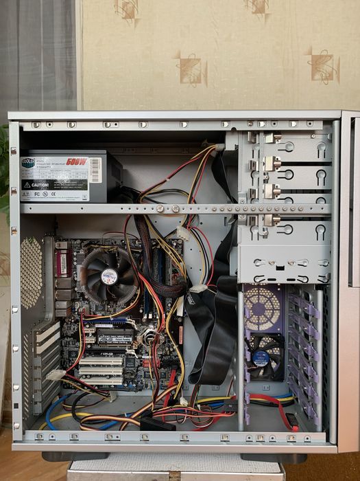 Chieftec корпус + решта