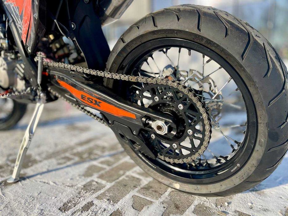 мотоцикол ESX-NC250-SM !!!