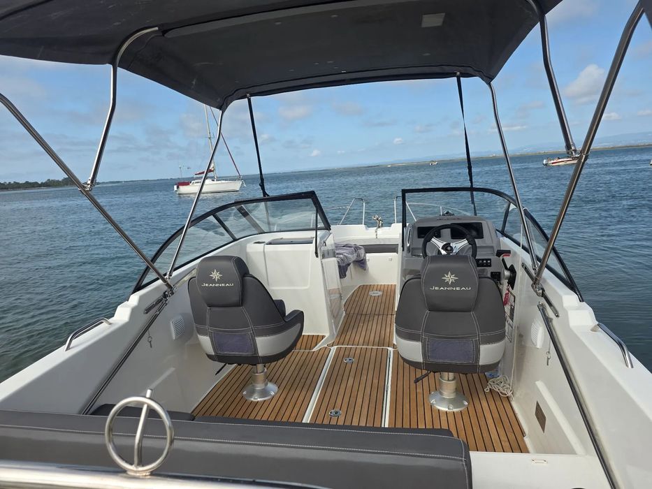 Jeanneau Cap Camarat 6.5 BR S2 F200 Yamaha
