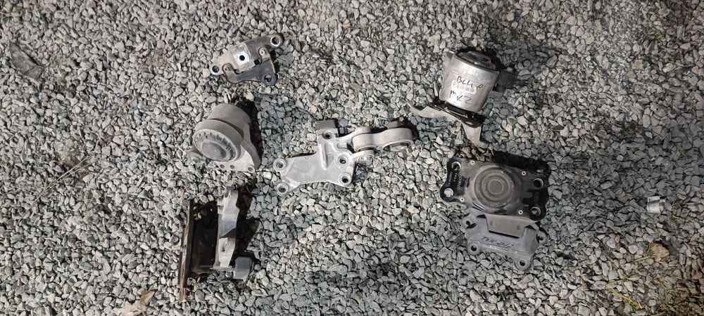 Подушка двигуна кронштейн КПП кріплення ford fusion edge escape kuga