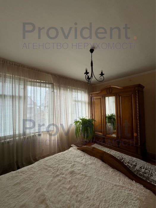 Продаж будинку поруч з центром|270м2