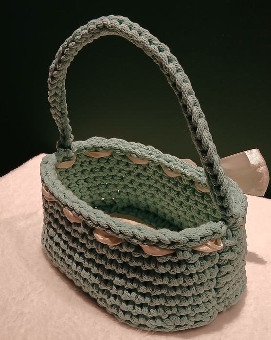 Koszyk na święconkę dla dziecka | Miętowy Handmade | Dno 12x20 cm