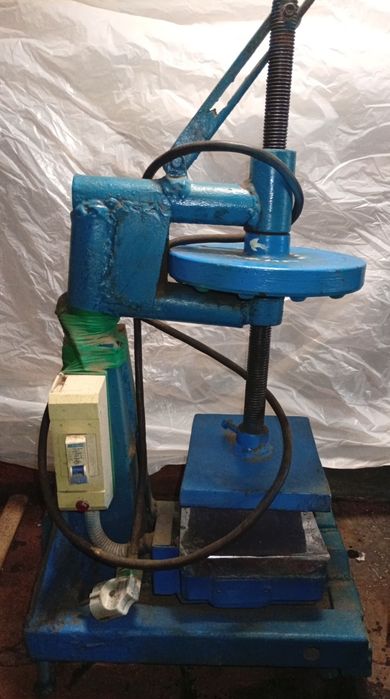Продам вулканізатор 220 V