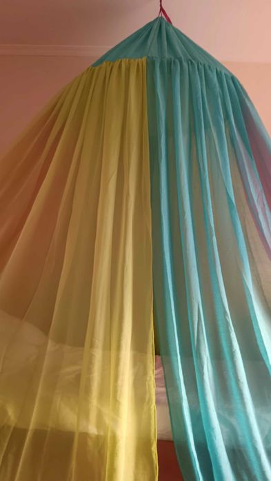 Duplo mosquiteiro de quarto ou jardim com armação