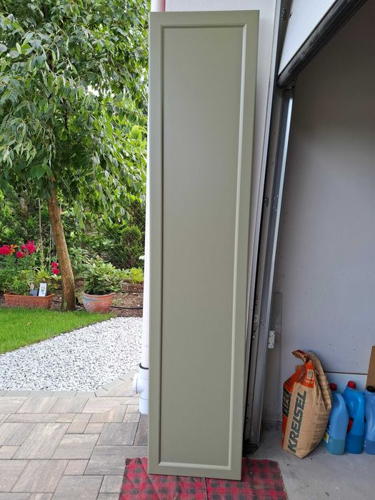 Sprzedam fronty do szafy nowe.