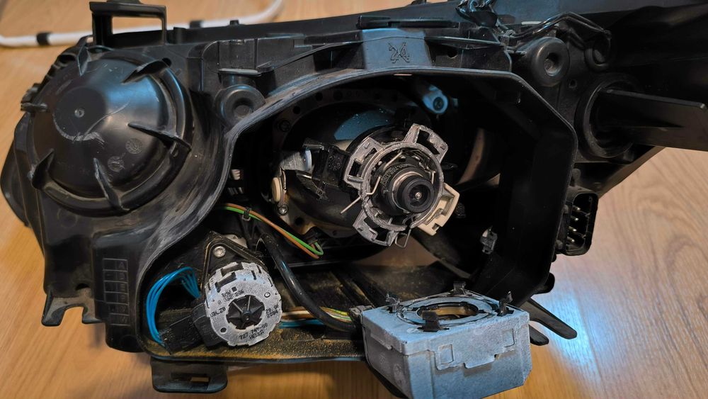 Ópticas BMW E60/E61 Pré LCI - para recuperar
