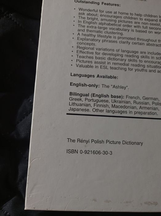 Renyi Picture Dictionary. Polish and English