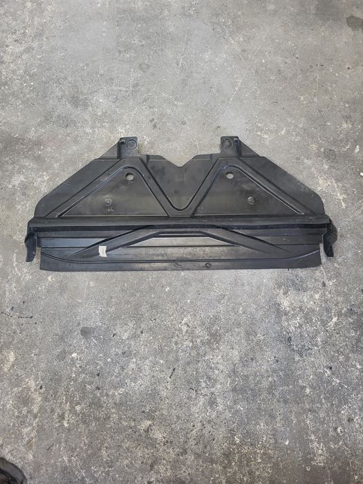 Oslona Dolna pod chlodnice chłodnicy płyta pod silnik BMW E87 E81 E90